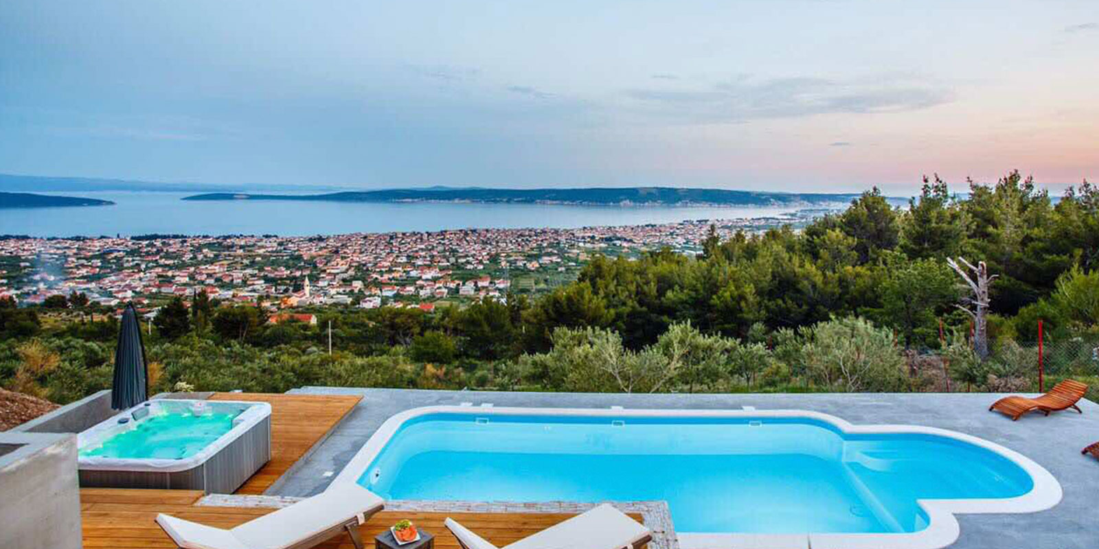 MAKS Pools